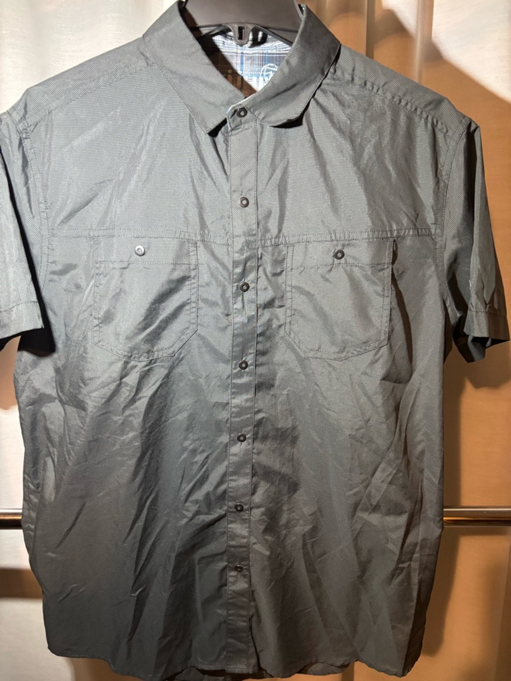 Kuhl Men’s Short Sleeve Button-Down Shirt - Charcoal - Picture 13 of 14